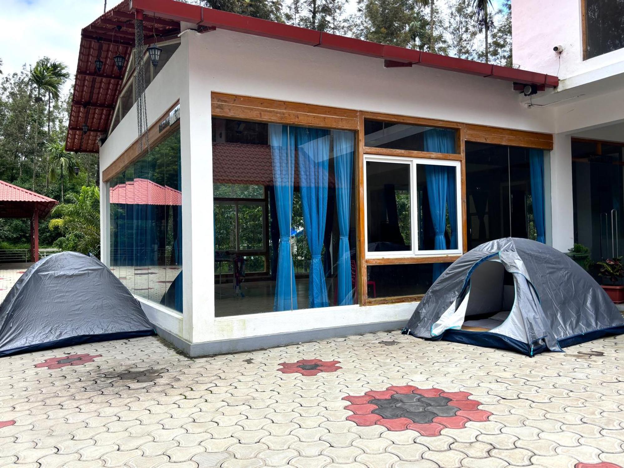 Ecstasy Tent Stay With Swimming Pool & Common Washroom Chikmagalur Bagian luar foto