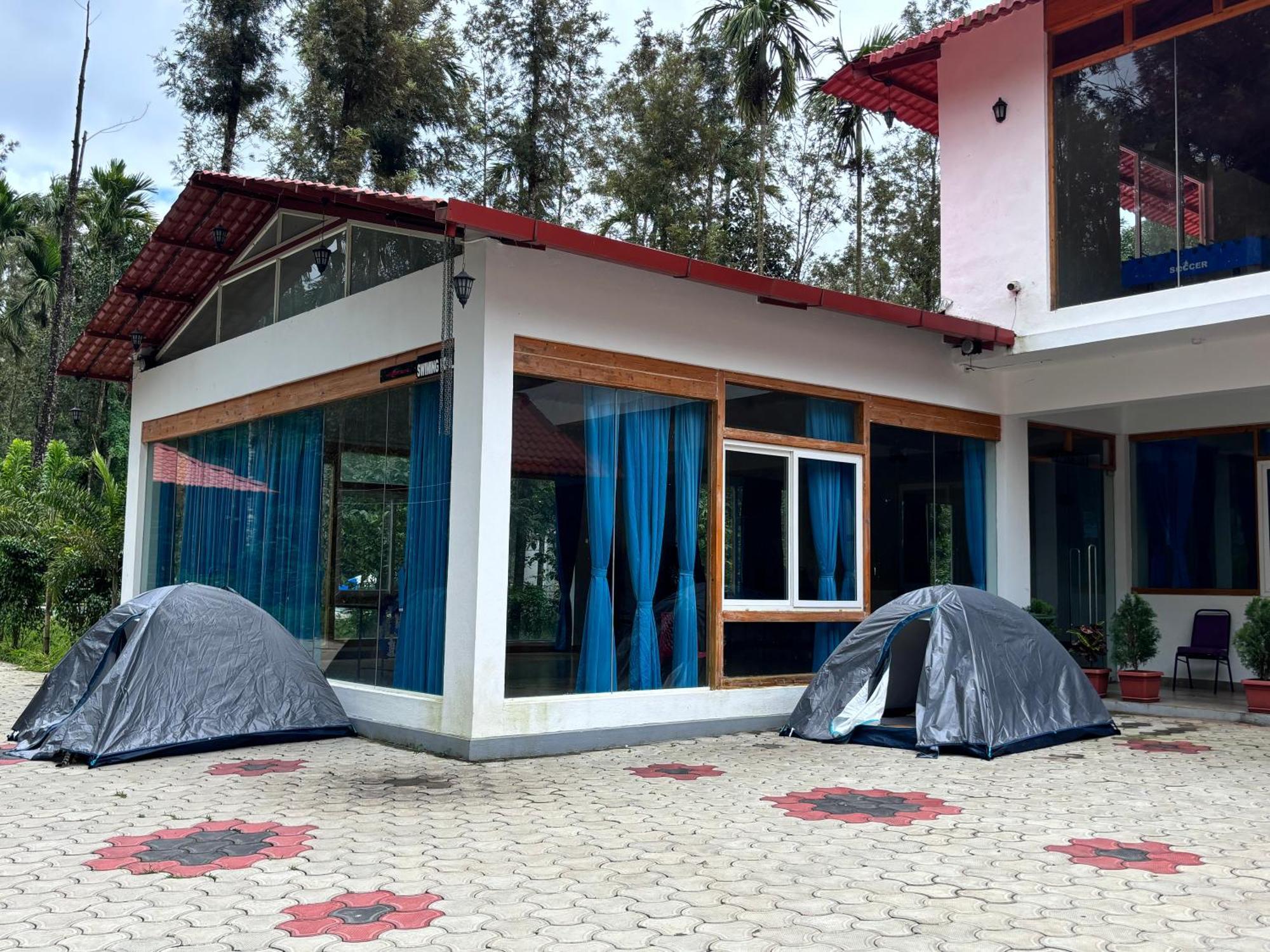 Ecstasy Tent Stay With Swimming Pool & Common Washroom Chikmagalur Bagian luar foto