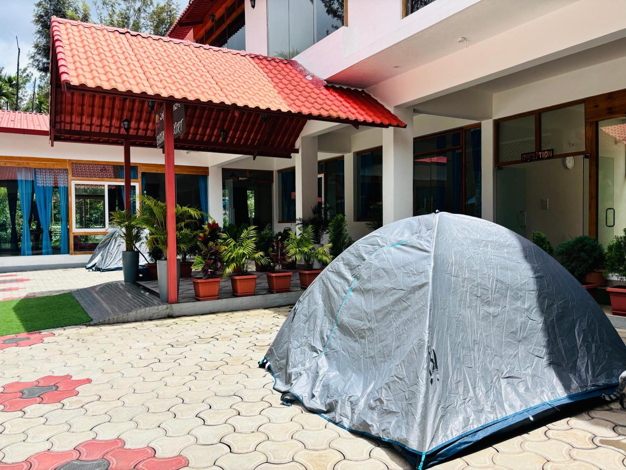 Ecstasy Tent Stay With Swimming Pool & Common Washroom Chikmagalur Bagian luar foto